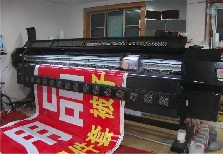 德格喷绘广告分辨率是多少？